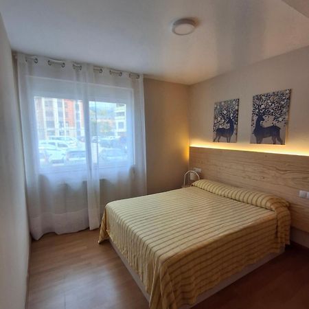 Apartamento Arriondas Buitenkant foto