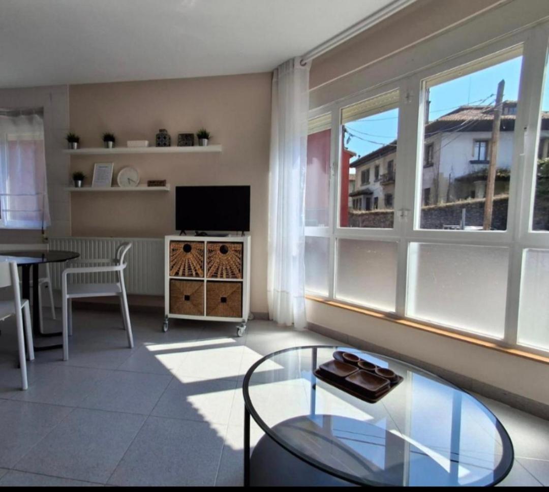 Apartamento Arriondas Buitenkant foto